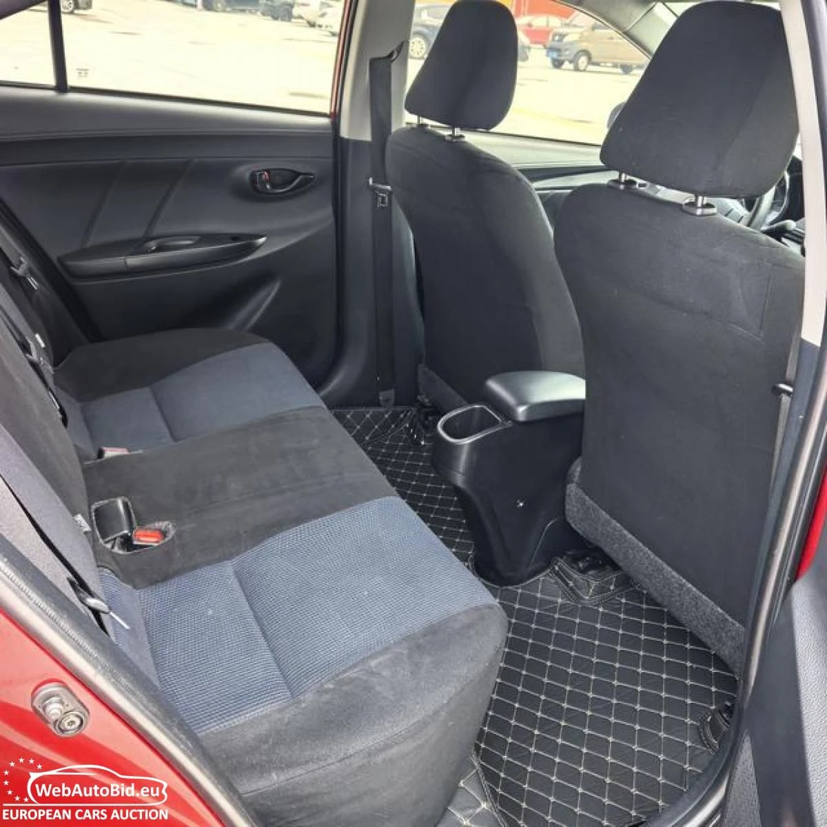 Toyota Yaris, снимка 9 - Автомобили и джипове - 55286299