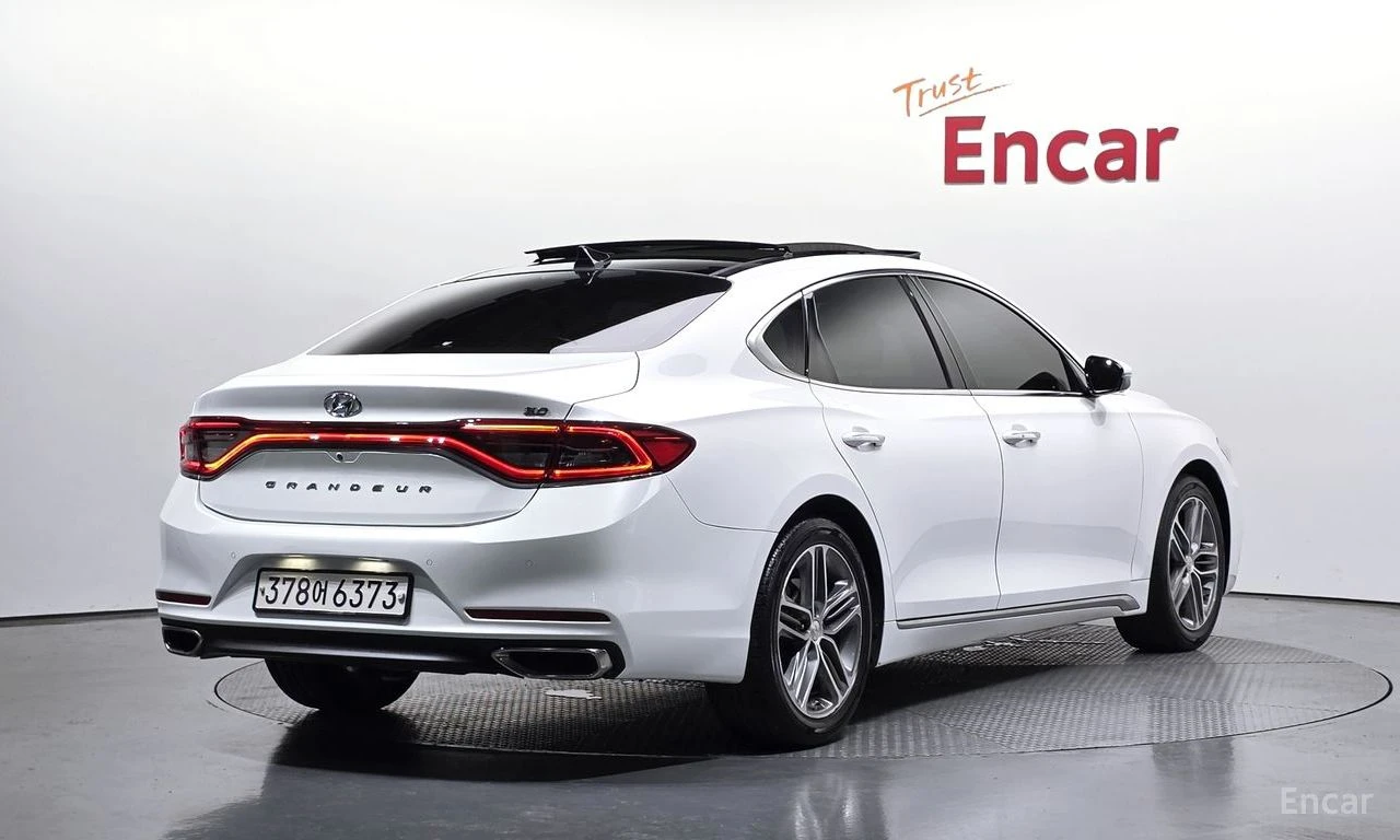 Hyundai Grandeur * ФИКСИРАНА ЦЕНА ДО БЪЛГАРИЯ * АВТОКРЕДИТ, снимка 3 - Автомобили и джипове - 55469163