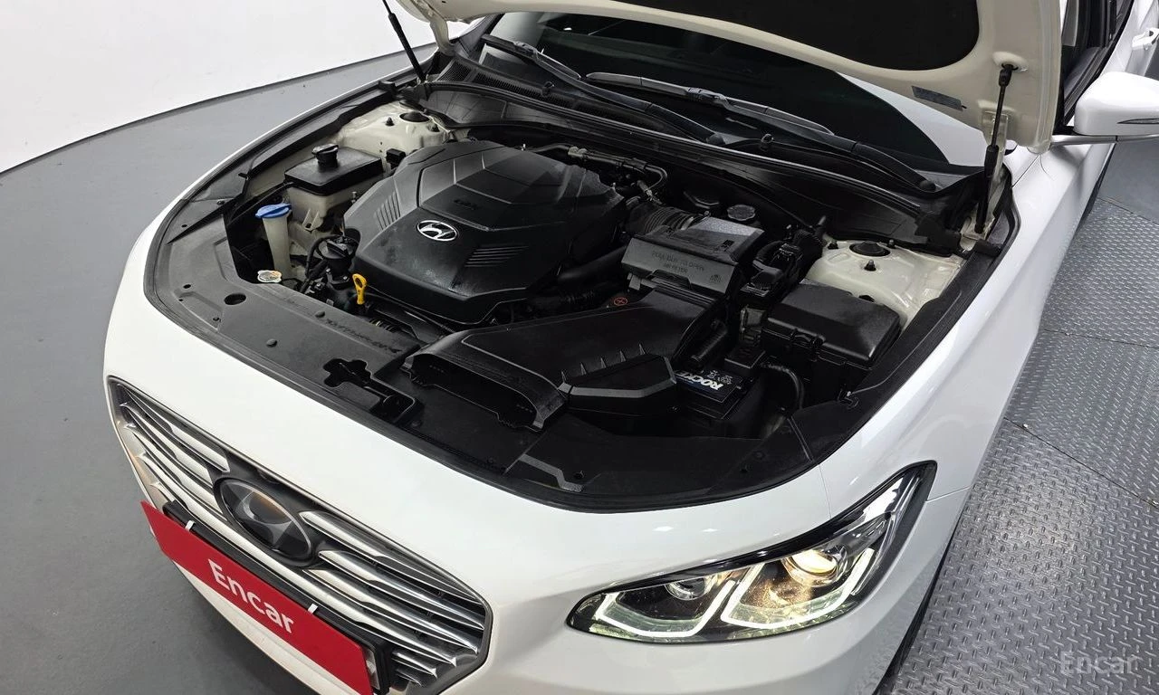 Hyundai Grandeur * ФИКСИРАНА ЦЕНА ДО БЪЛГАРИЯ * АВТОКРЕДИТ, снимка 10 - Автомобили и джипове - 55469163