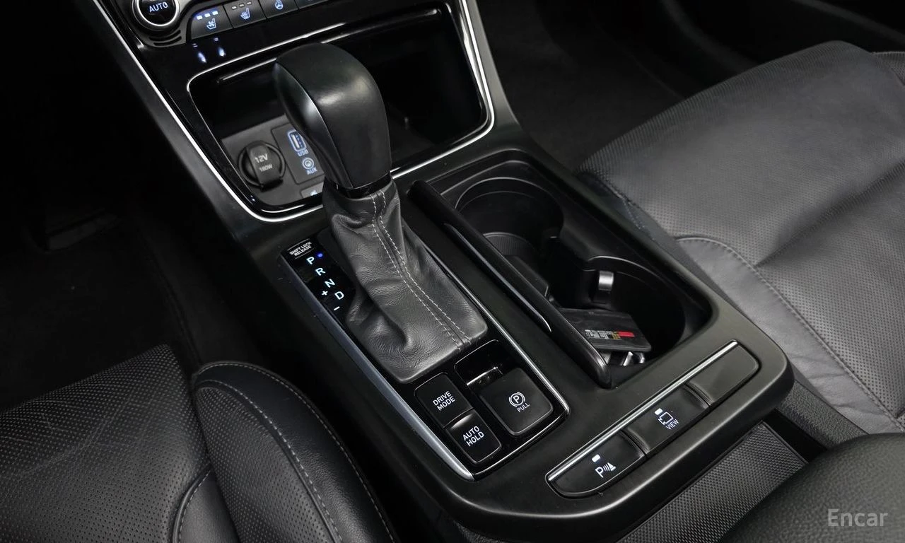 Hyundai Grandeur * ФИКСИРАНА ЦЕНА ДО БЪЛГАРИЯ * АВТОКРЕДИТ, снимка 13 - Автомобили и джипове - 55469163
