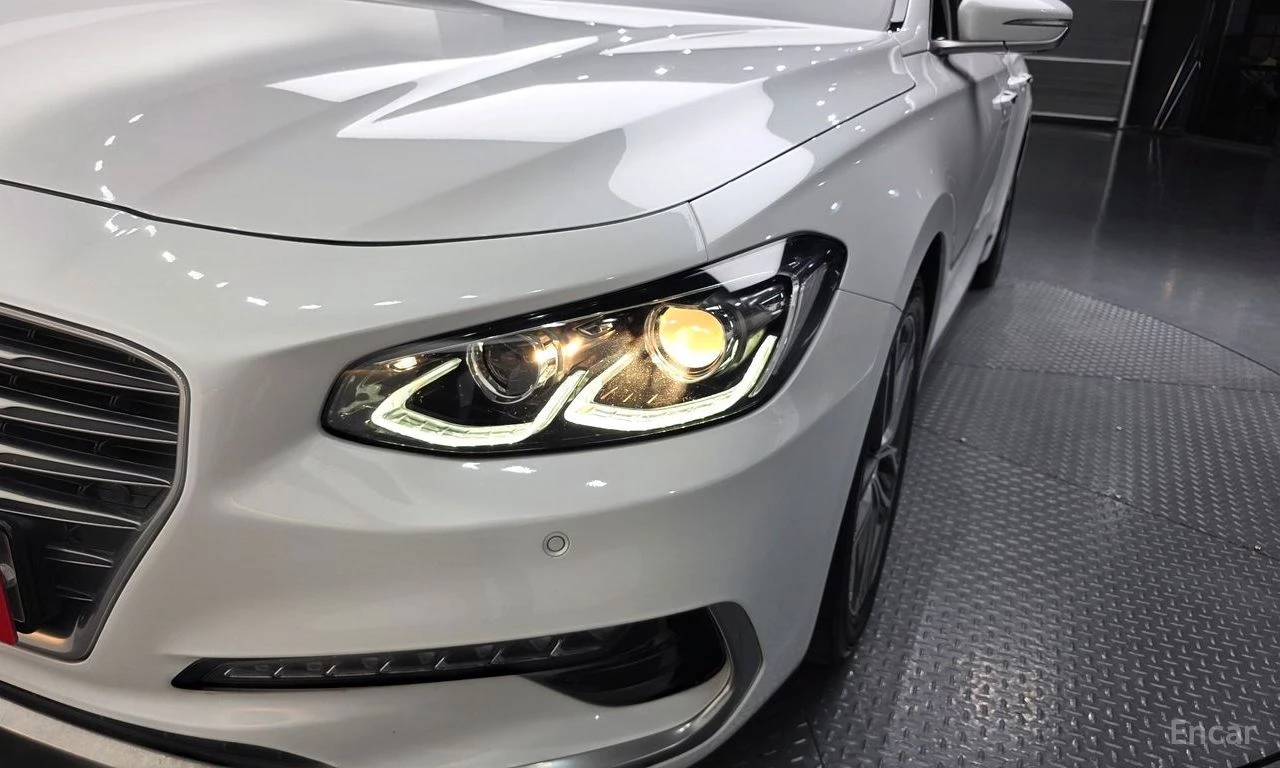 Hyundai Grandeur * ФИКСИРАНА ЦЕНА ДО БЪЛГАРИЯ * АВТОКРЕДИТ, снимка 8 - Автомобили и джипове - 55469163
