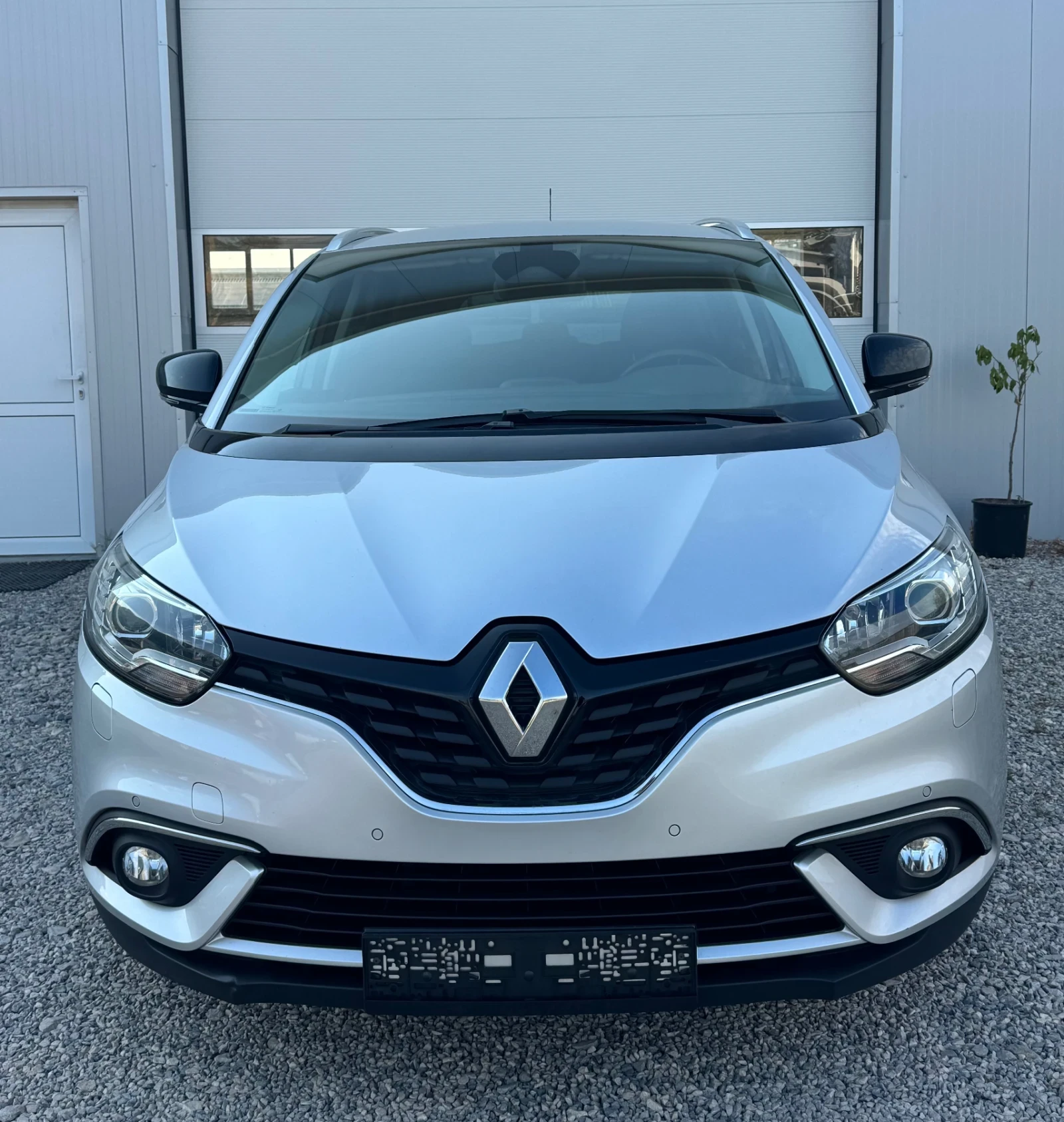 Renault Grand scenic KEYLESS GO, снимка 2 - Автомобили и джипове - 55669789
