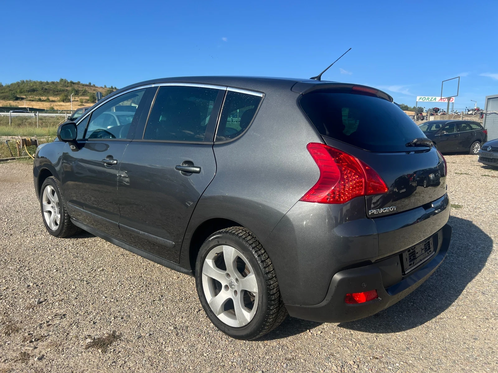 Peugeot 3008 2.0 HDI -150 kc, снимка 4 - Автомобили и джипове - 55948177