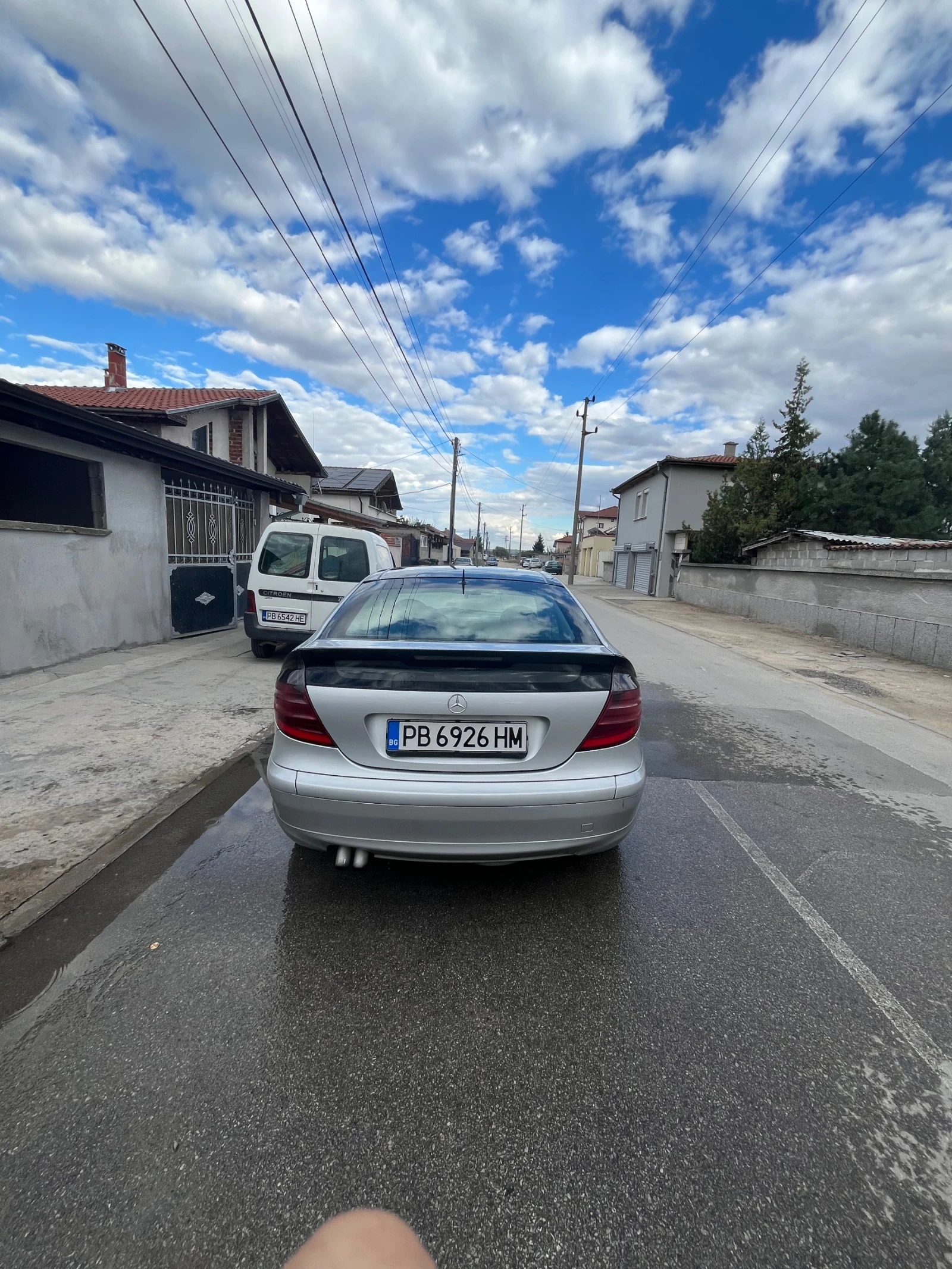 Mercedes-Benz C 220, снимка 4 - Автомобили и джипове - 56199310