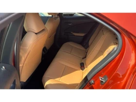 Lexus UX 250h F-SPORT DESIGN FWD, снимка 11