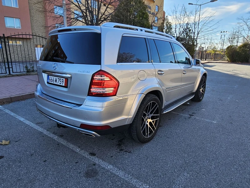 Mercedes-Benz GL 350 Grand Edition 22* джанти Панорама Камера KeyLess, снимка 1 - Автомобили и джипове - 46570971