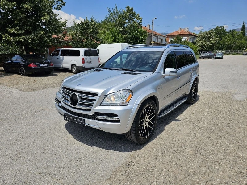 Mercedes-Benz GL 350 Grand Edition 22* джанти Панорама Камера KeyLess , снимка 2 - Автомобили и джипове - 46570971