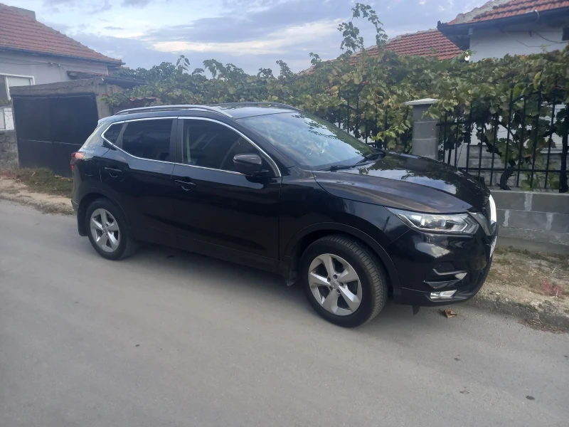 Nissan Qashqai 1.2 Бензин 115к.с , снимка 2 - Автомобили и джипове - 47707716