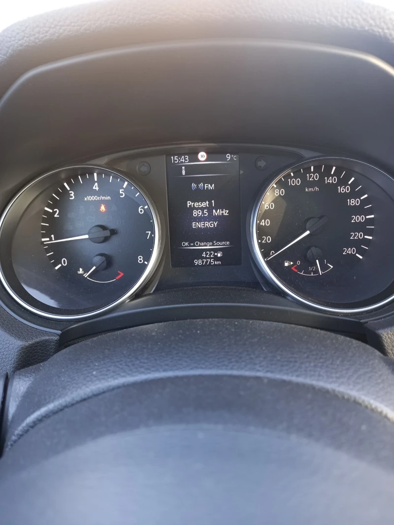 Nissan Qashqai 1.2 Бензин 115к.с , снимка 8 - Автомобили и джипове - 47707716