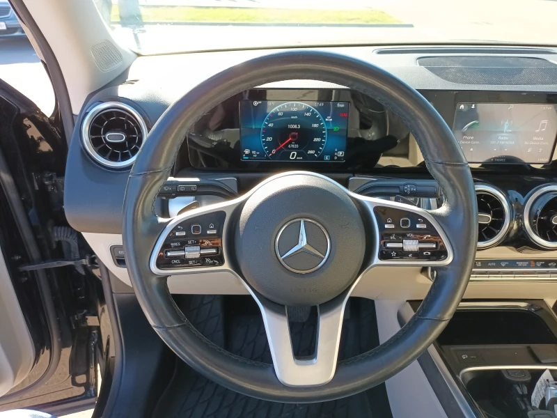 Mercedes-Benz GLB 250/4MATIC, снимка 15 - Автомобили и джипове - 47879694