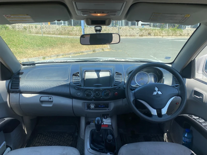 Mitsubishi L200, снимка 12 - Автомобили и джипове - 52513738