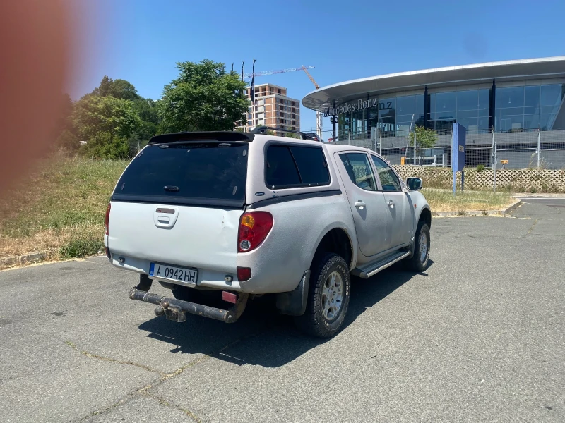 Mitsubishi L200, снимка 5 - Автомобили и джипове - 52513738