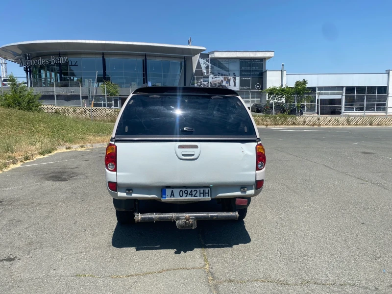 Mitsubishi L200, снимка 6 - Автомобили и джипове - 52513738