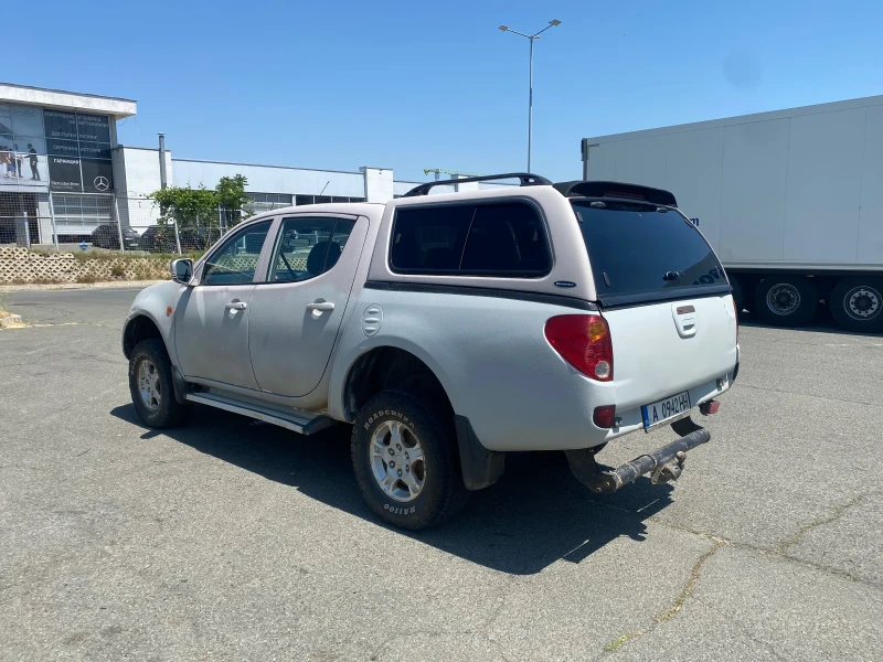 Mitsubishi L200, снимка 7 - Автомобили и джипове - 52513738