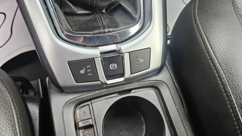 Opel Antara 2.2 CRDI , снимка 11 - Автомобили и джипове - 51916147