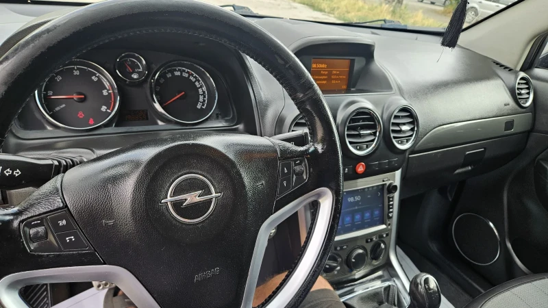Opel Antara 2.2 CRDI , снимка 13 - Автомобили и джипове - 51916147