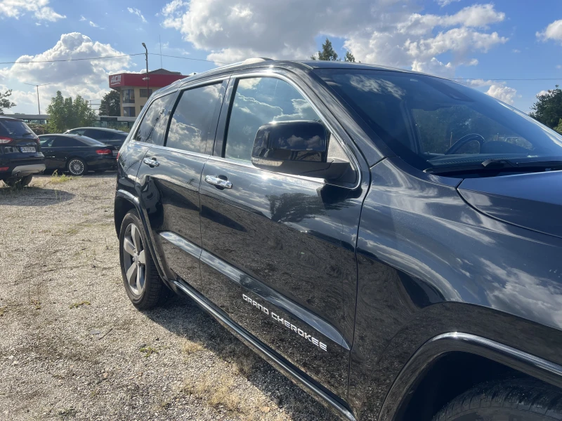 Jeep Grand cherokee OVERLAND 3.0D FULL , снимка 2 - Автомобили и джипове - 52009972