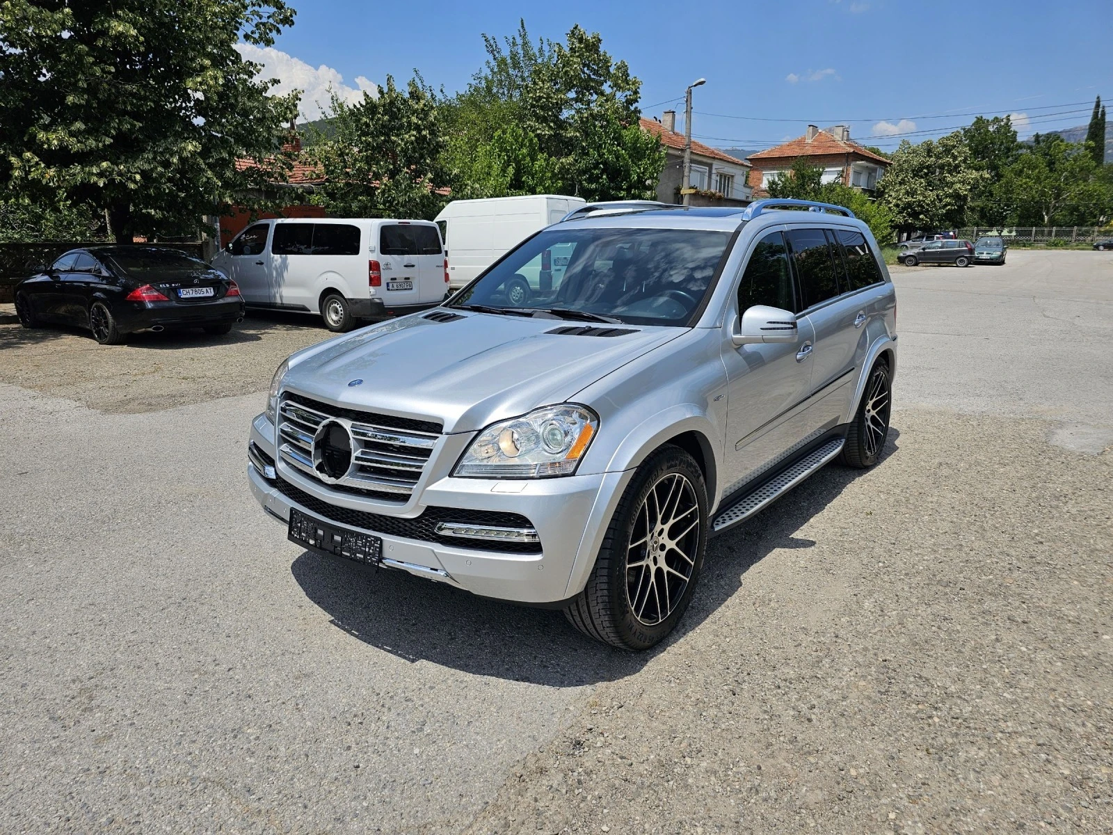 Mercedes-Benz GL 350 Grand Edition 22* джанти Панорама Камера KeyLess - изображение 2