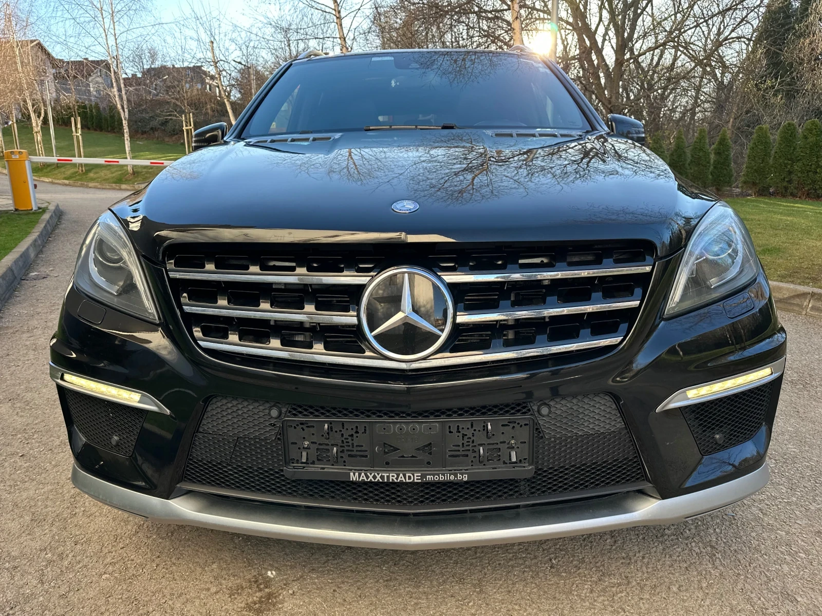 Mercedes-Benz ML 63 AMG ПОДГРЕВ / ВЕНТИЛАЦИЯ / РЕГИСТРИРАН - изображение 2
