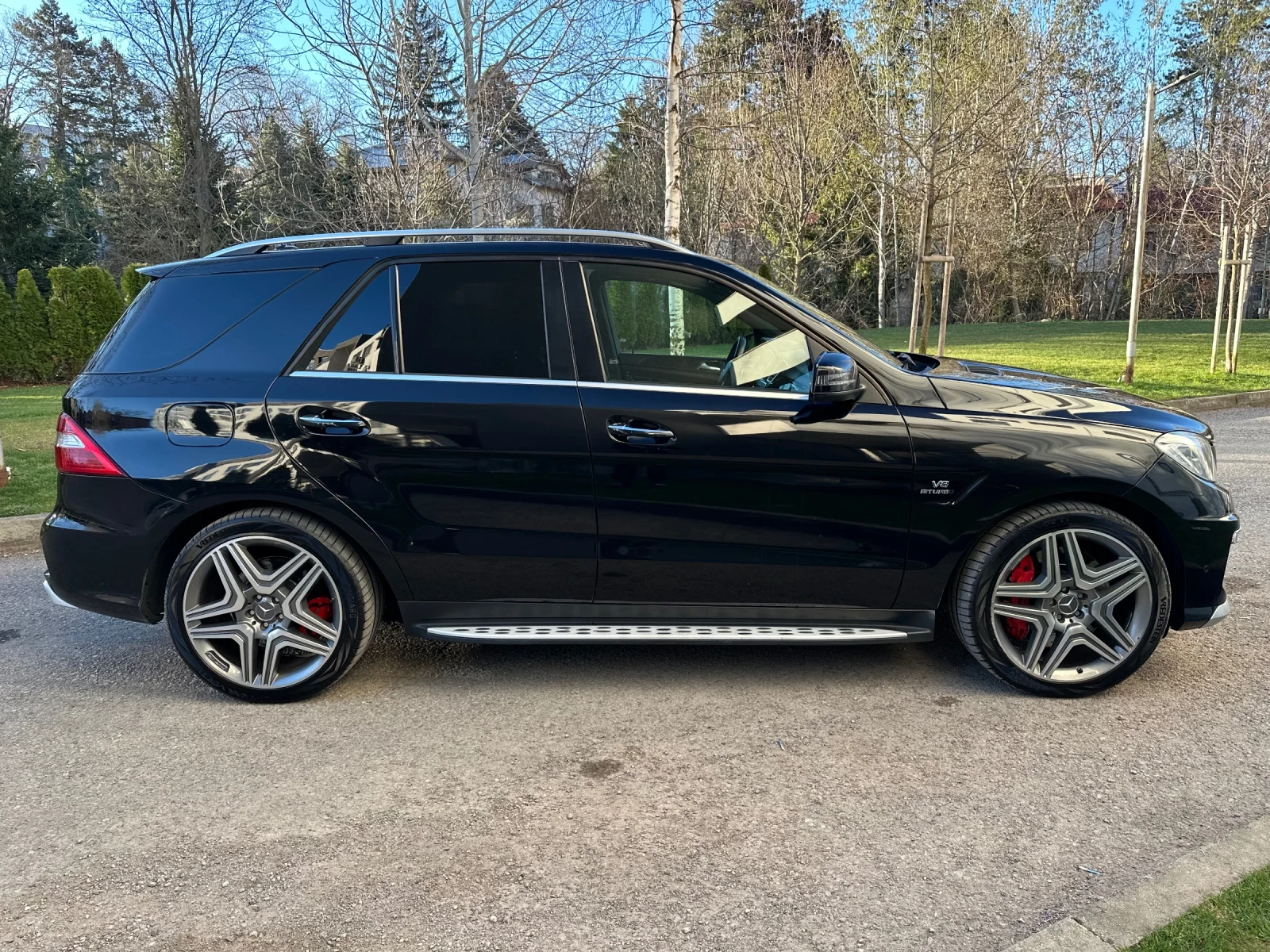 Mercedes-Benz ML 63 AMG ПОДГРЕВ / ВЕНТИЛАЦИЯ / РЕГИСТРИРАН - изображение 8