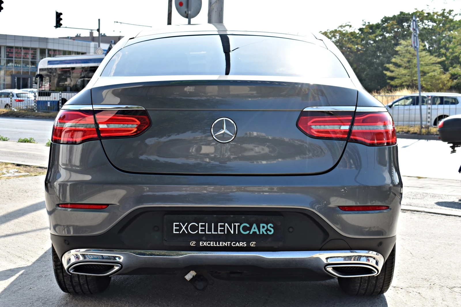 Mercedes-Benz GLC 220 COUPE* 9G* SPORTPACK* BURMEISTER* BRAKE-ASSIST - изображение 7