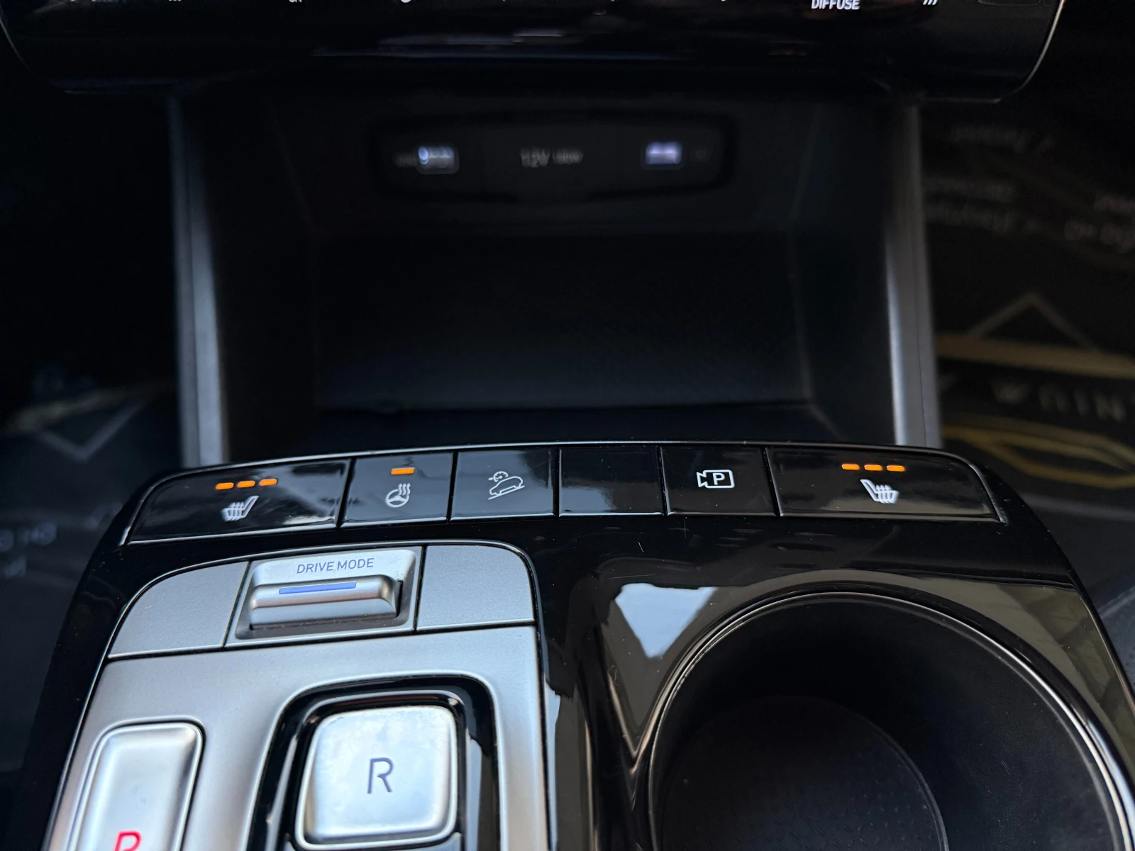 Hyundai Tucson 6  /1.6i Hybrid // | Mobile.bg   15