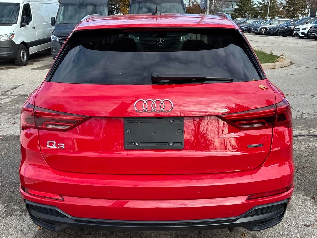 Audi Q3 * Progressiv * CARFAX * БЕЗ ПЪРВОНАЧАЛНА ВНОСКА - изображение 4