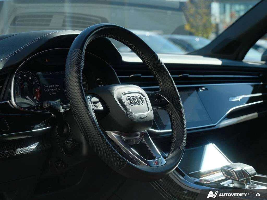 Audi SQ7 2024 quattro Premium Plus * CARFAX * ЦЕНА ДО БГ - изображение 9