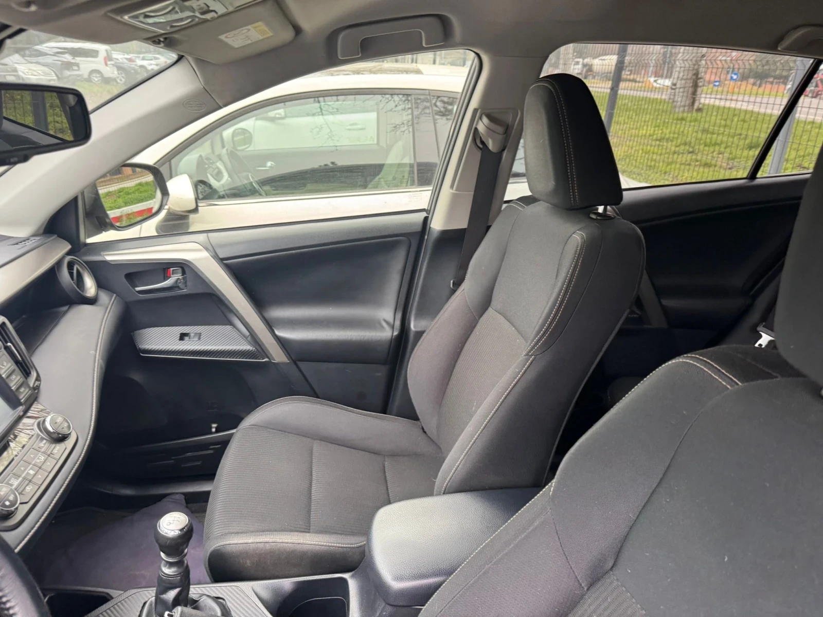 Toyota Rav4 (KATO НОВА) - изображение 8