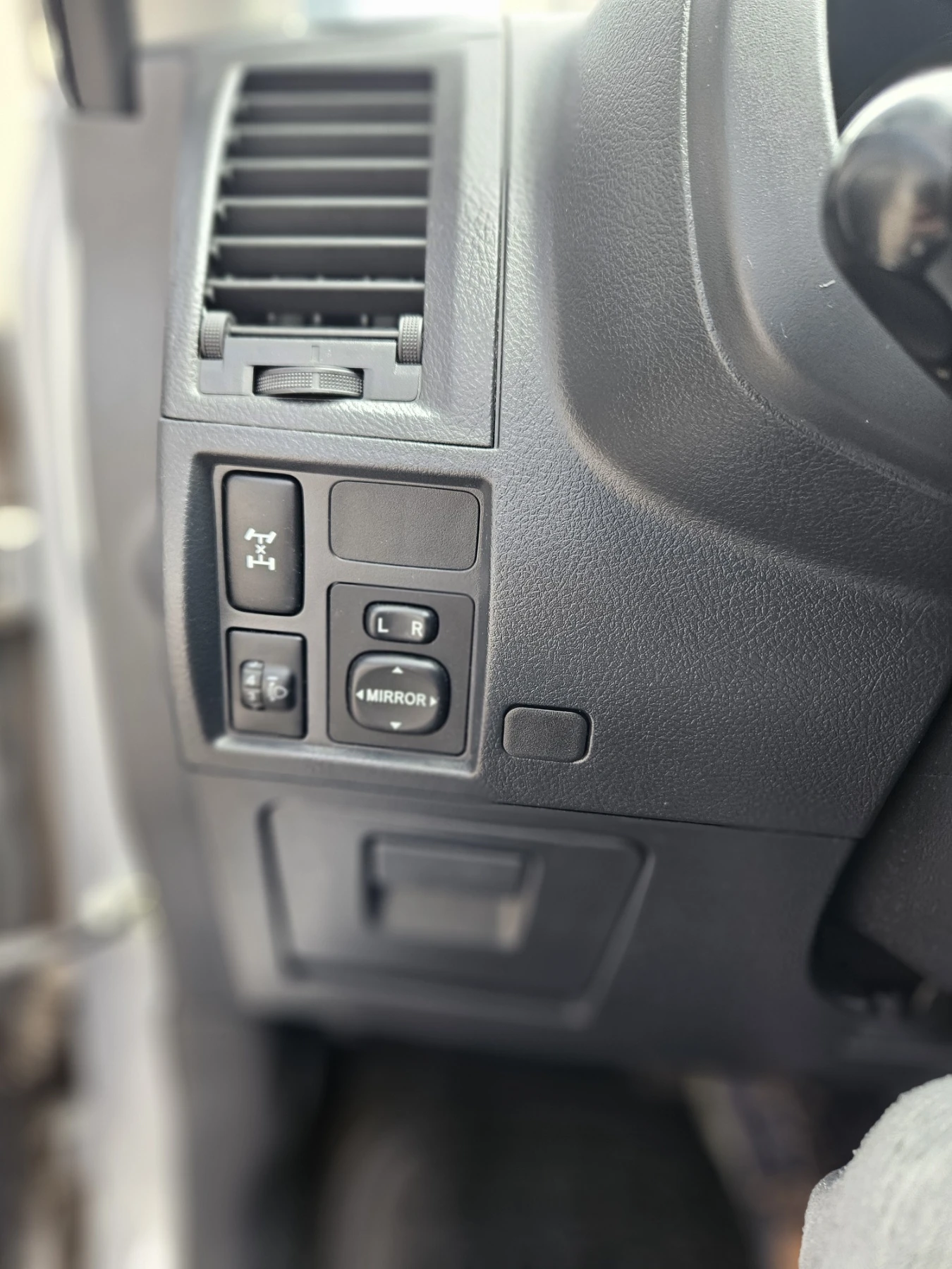 Daihatsu Terios 4х4 Автоматик, снимка 13 - Автомобили и джипове - 54018994