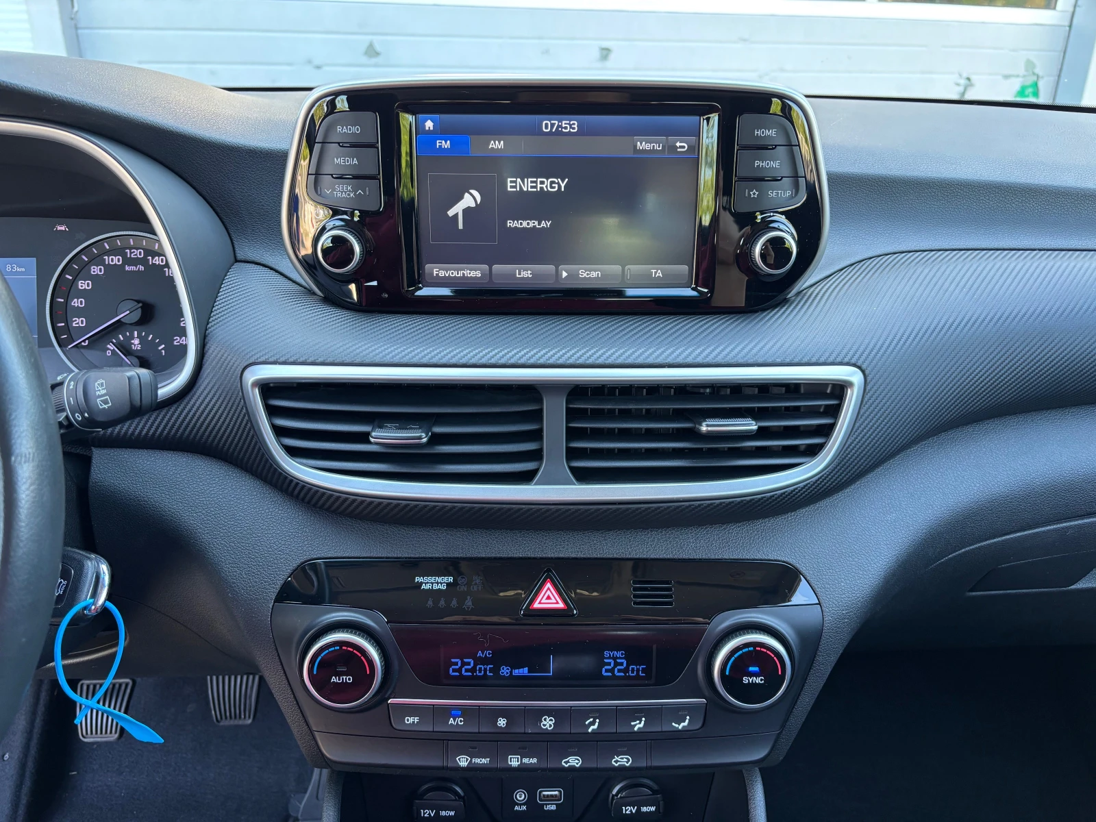 Hyundai Tucson 1.6CRDI-FACELIFT, снимка 11 - Автомобили и джипове - 54438322