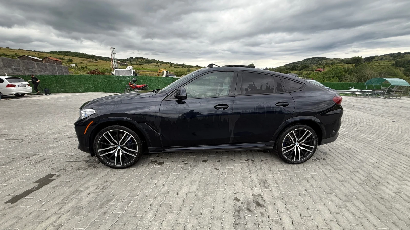 BMW X6 G06 / INDIVIDUAL / M PACK / 82000 KM/ LASER / FULL, снимка 6 - Автомобили и джипове - 54885841