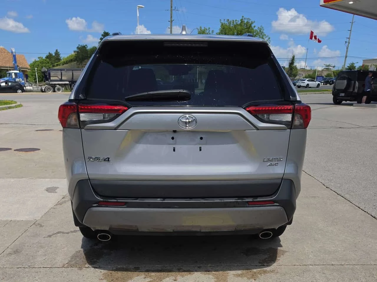 Toyota Rav4 * Limited * CARFAX * БЕЗ ПЪРВОНАЧАЛНА ВНОСКА, снимка 4 - Автомобили и джипове - 55435461