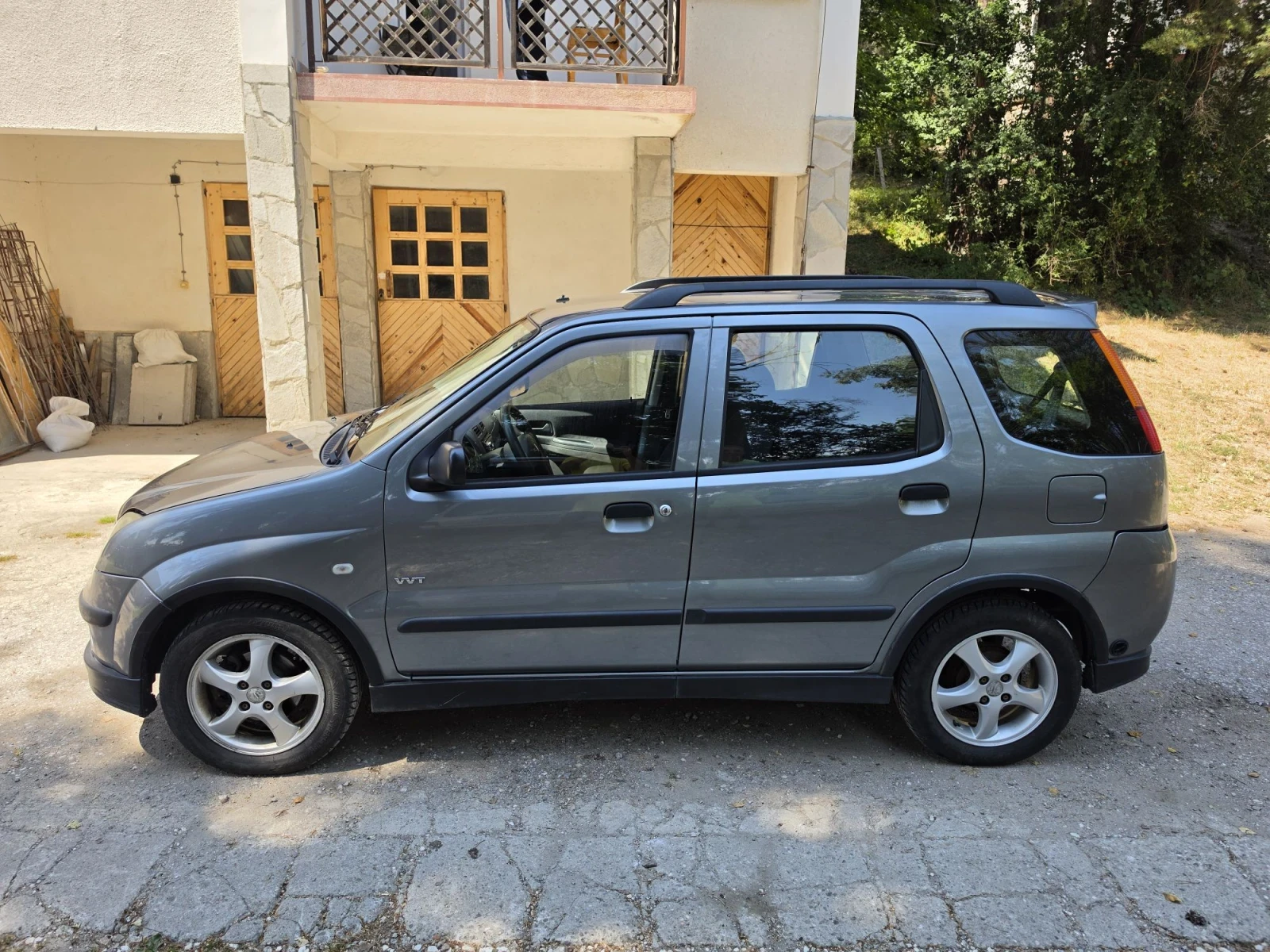 Suzuki Ignis Газ  4x4, снимка 3 - Автомобили и джипове - 55559572