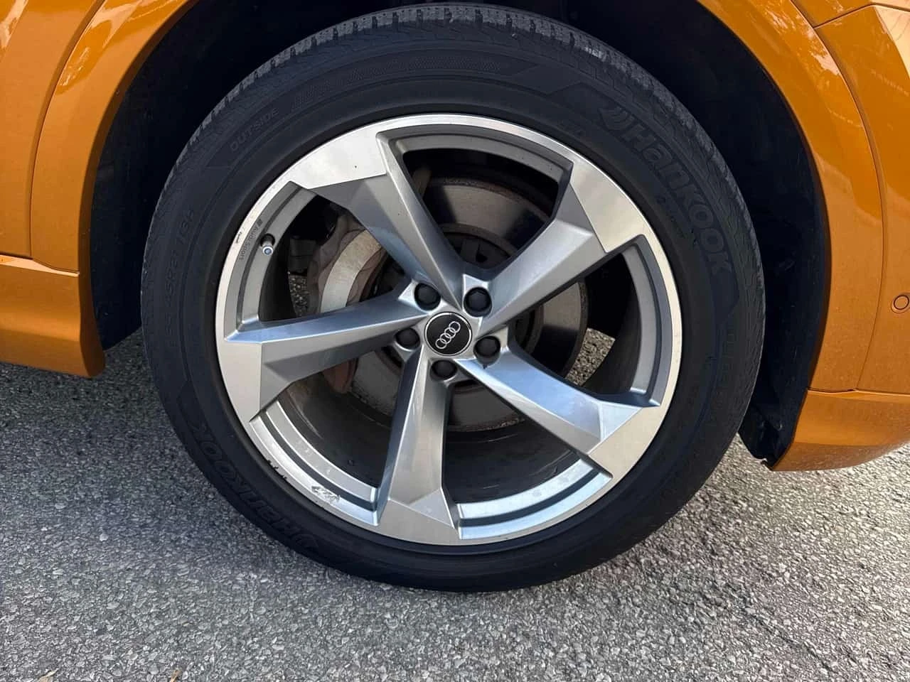 Audi Q8 * Technik * CARFAX * ЦЕНА ДО БГ, снимка 6 - Автомобили и джипове - 56648878