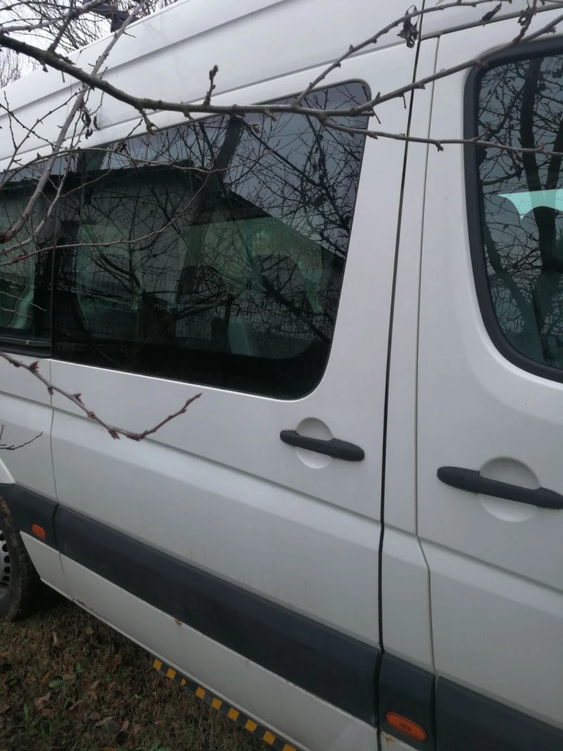 VW Crafter, снимка 2 - Бусове и автобуси - 52575287