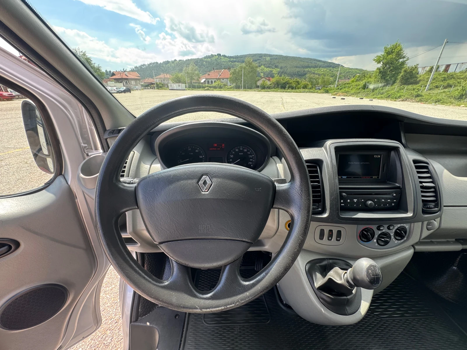 Renault Trafic 2.0dci 115hp 5+ 1  - изображение 9