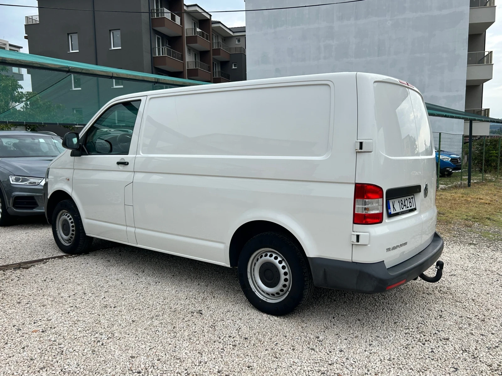 VW Transporter 2.0 TDI DSG - изображение 6
