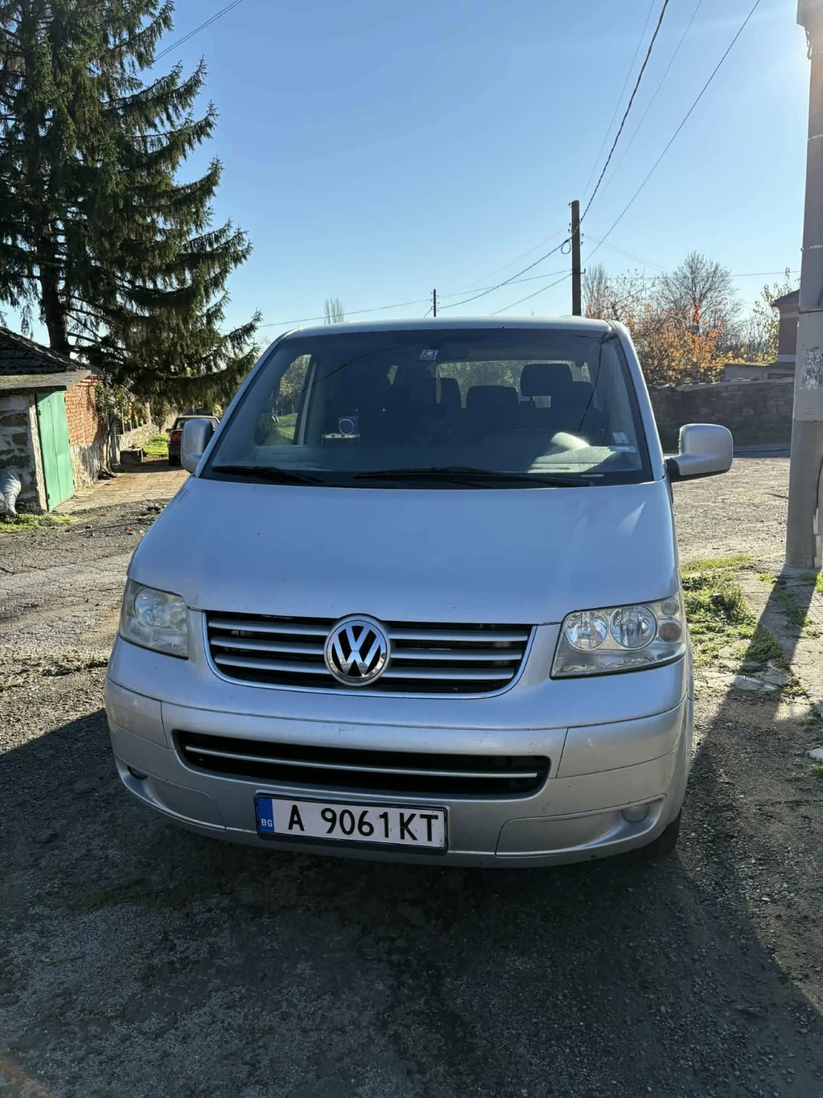 VW Caravelle