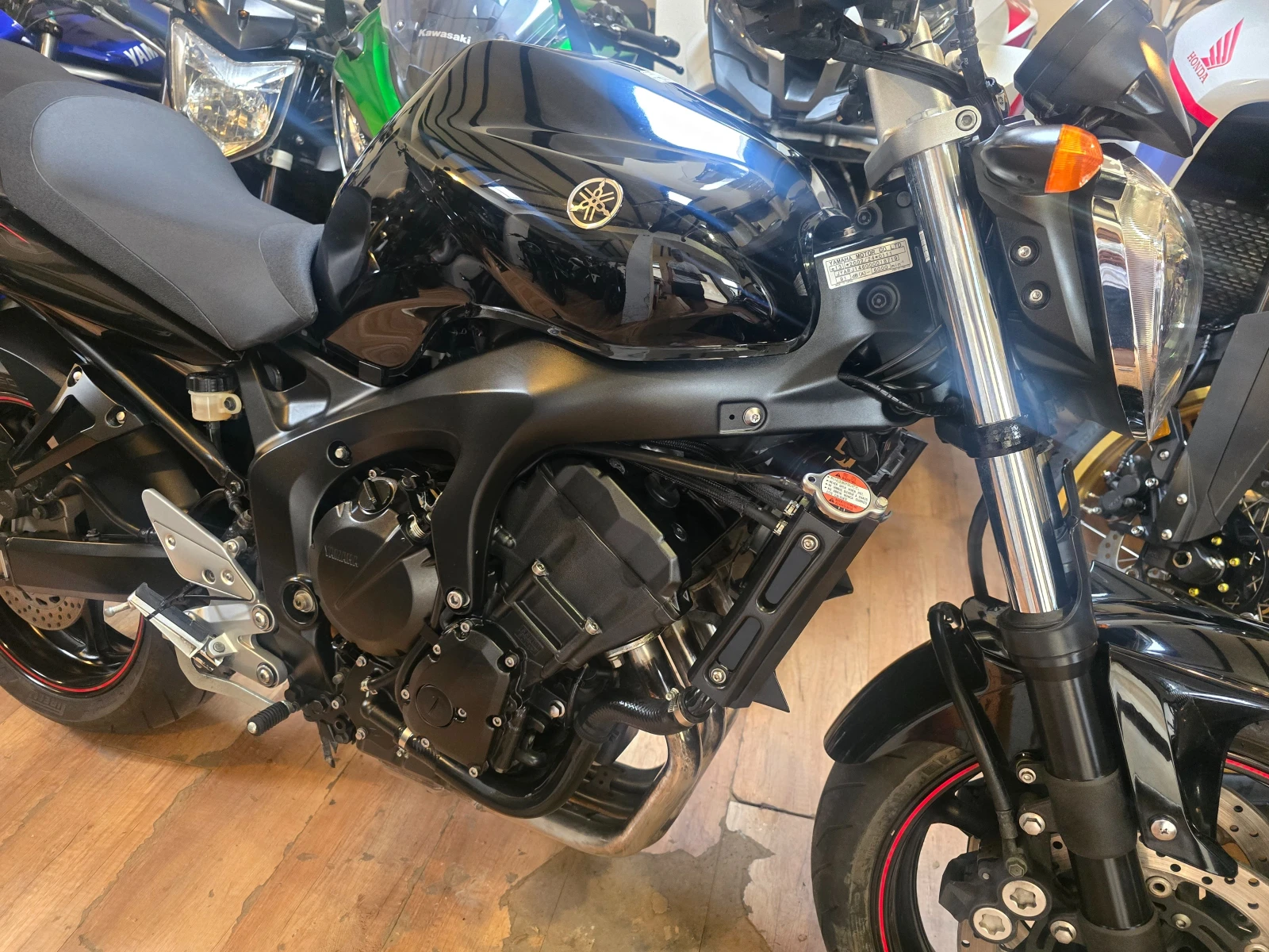Yamaha FZ6 S2 - изображение 4