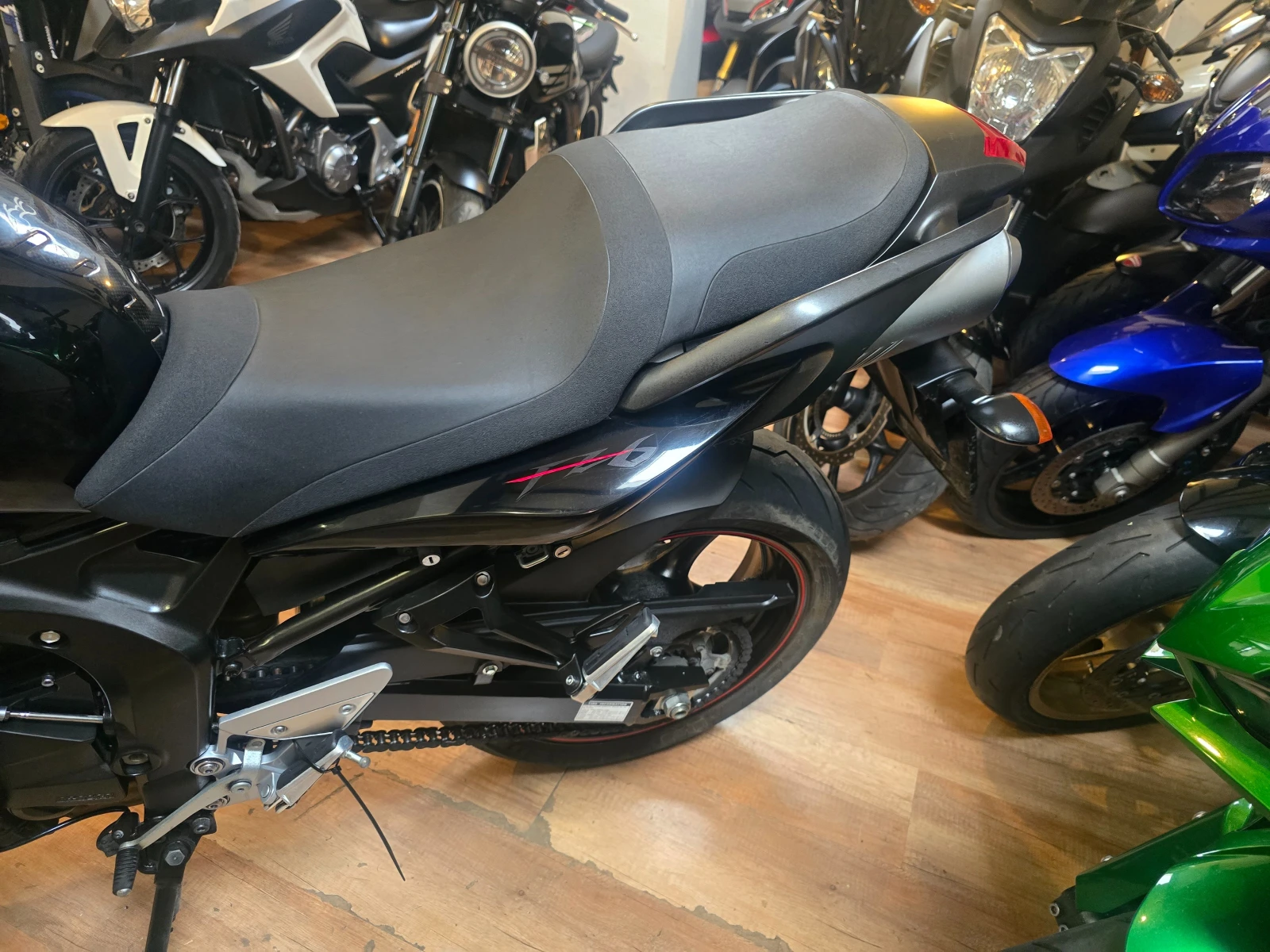 Yamaha FZ6 S2 - изображение 6