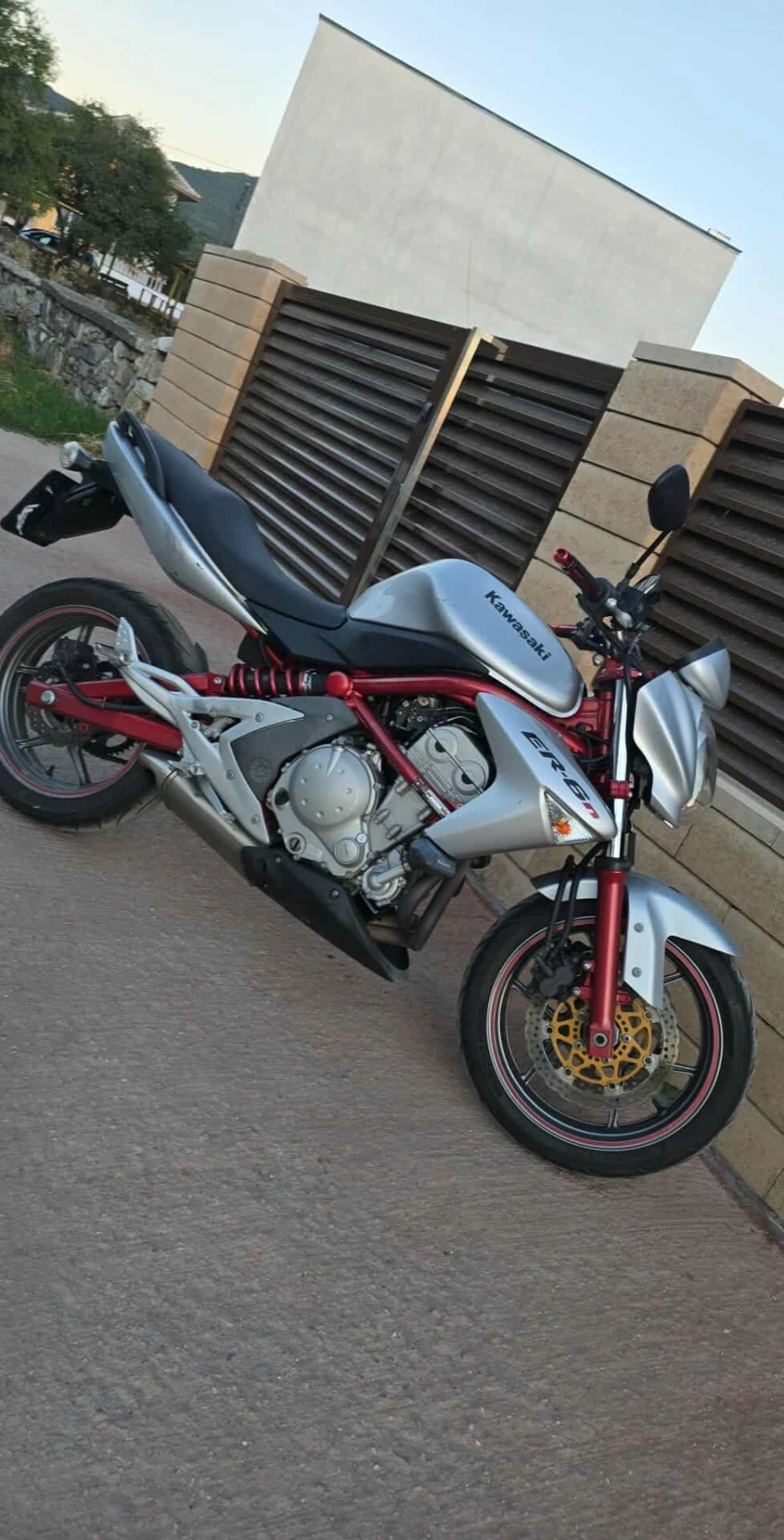 Kawasaki ER 650N - А2