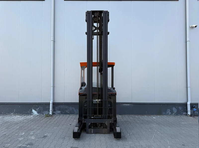 Електрокар BT, снимка 4 - Индустриална техника - 52217958