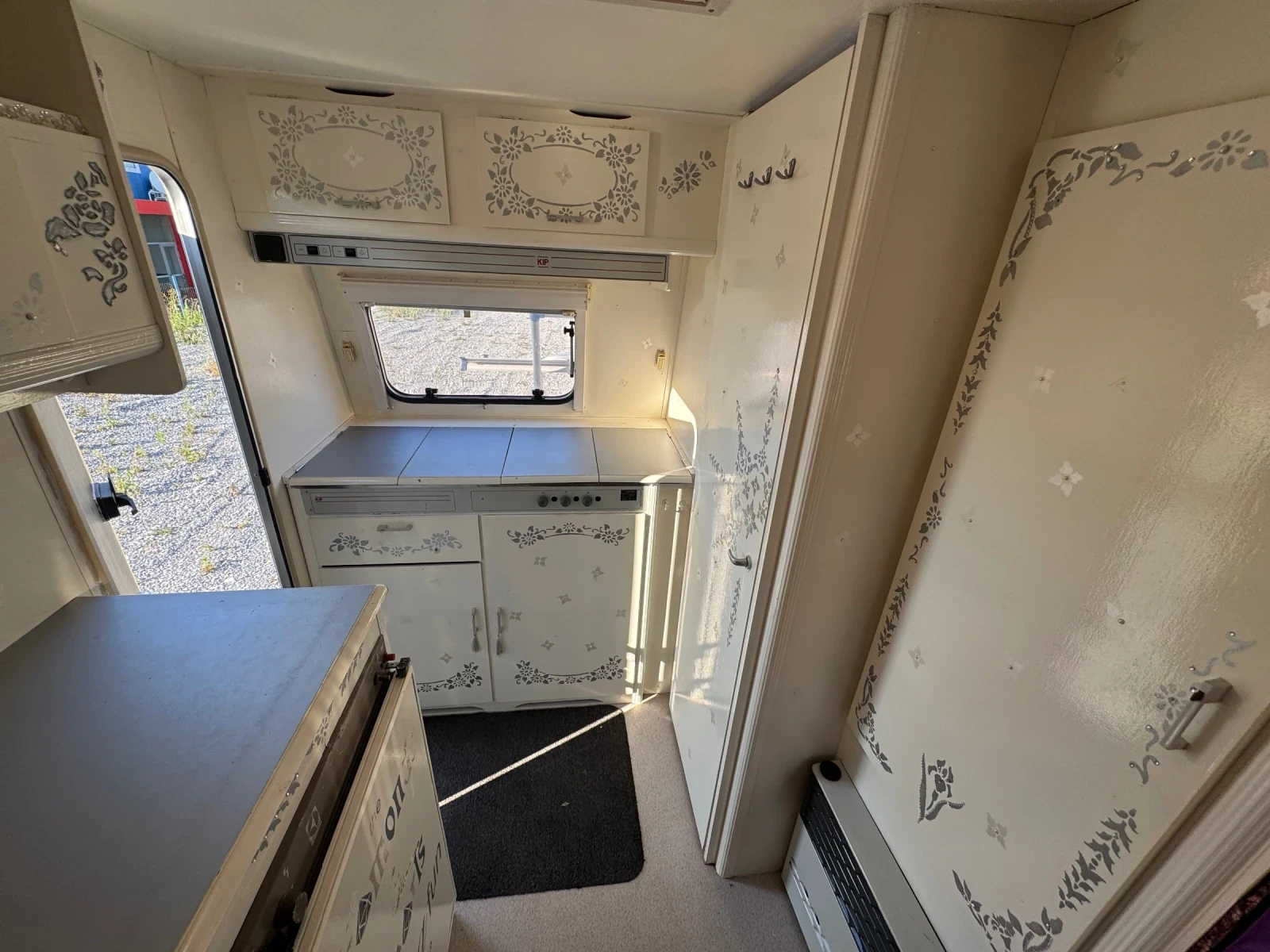 �������� KIP | Mobile.bg � ����������� 13