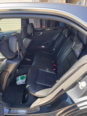 Mercedes-Benz E 220, снимка 10