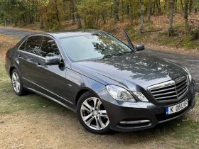 Mercedes-Benz E 220, снимка 1