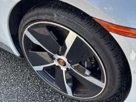Porsche Taycan * GTS * CARFAX * BURMESTER * ОБДУХВАНЕ, снимка 7