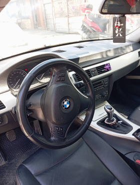 BMW 320, снимка 4 - Автомобили и джипове - 45263646