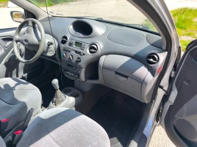 Обява за продажба на Toyota Yaris 1, 0 68 к.с. ~2 500 лв. - изображение 11