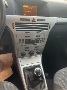 Opel Astra 1.3 CDTI - 1800 € / 3520.49 лв. - 71035910 13